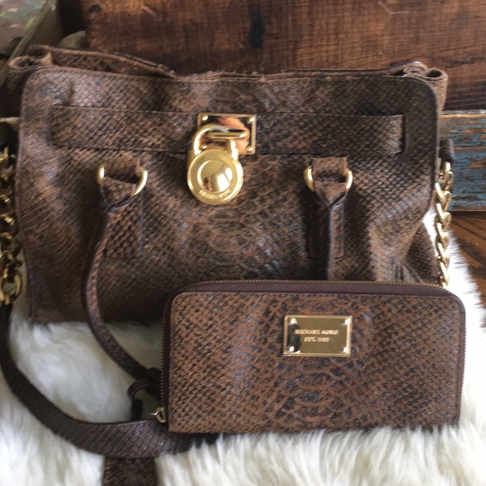 Authentic Micheal Kors Bag with matching wallet
